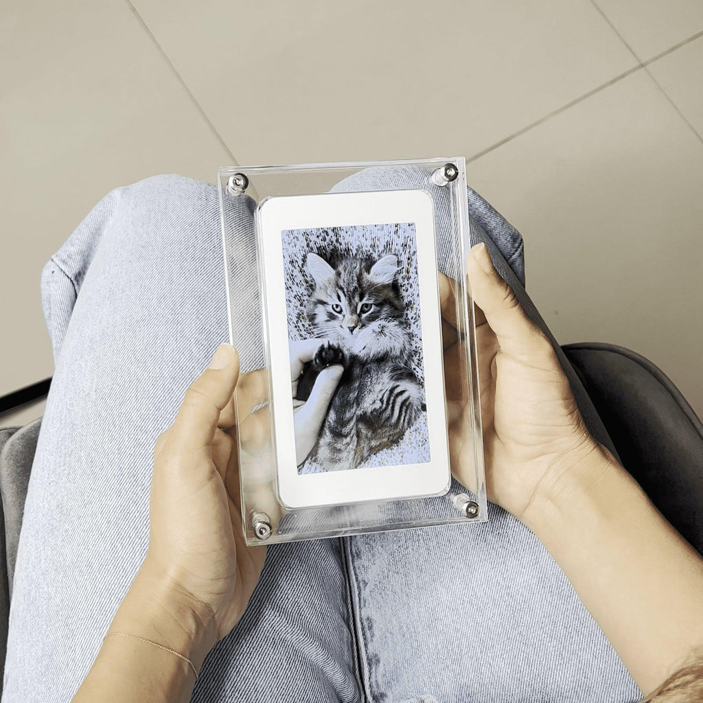 Digital Photo Frame, Digital Picture Frame, Electronic Photo Frame - Showcase Your Memories - Cushy Pups