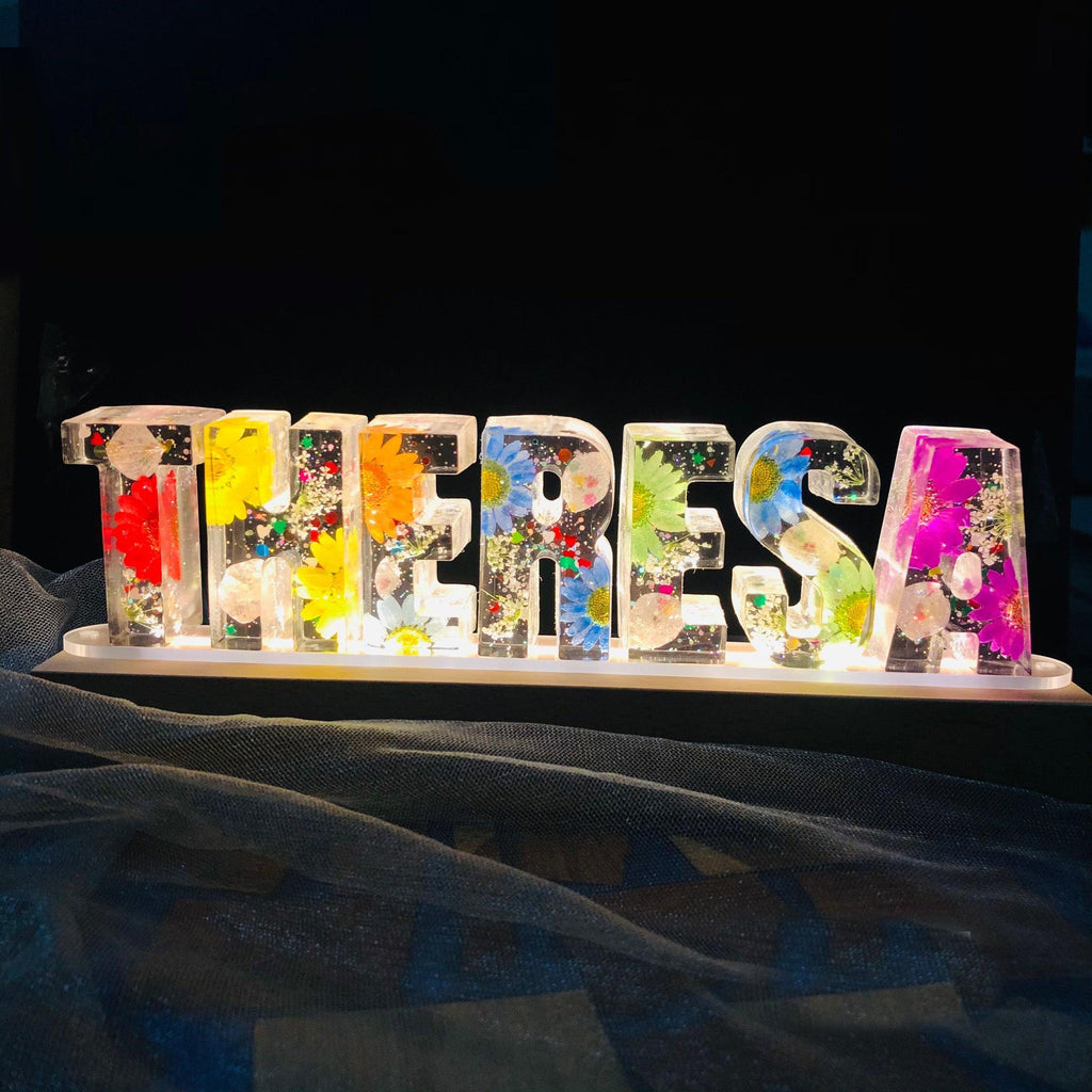 Resin Alphabet, Flowers in Resin, Dried Flowers for Resin, Flower Resin Art, Custom Resin Name with Flowers - Cushy Pups
