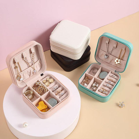 Personalized Jewellery Box, Custom Jewelry Box, Personalized Travel Jewelry Case - Safeguard Your Precious Treasures - Cushy Pups